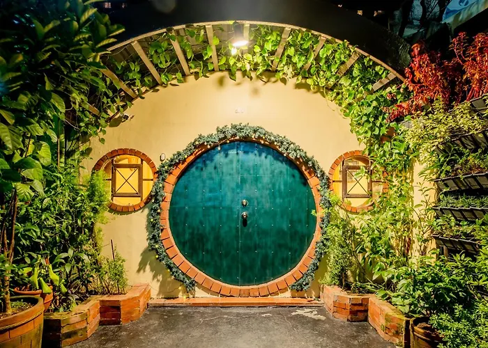 度假居 The Round Door - Lotr Themed House Near Maginhawa Quezon 马尼拉